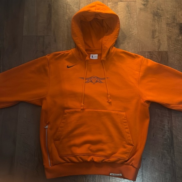 Nike Standard Issue Phoenix Suns Hoodie